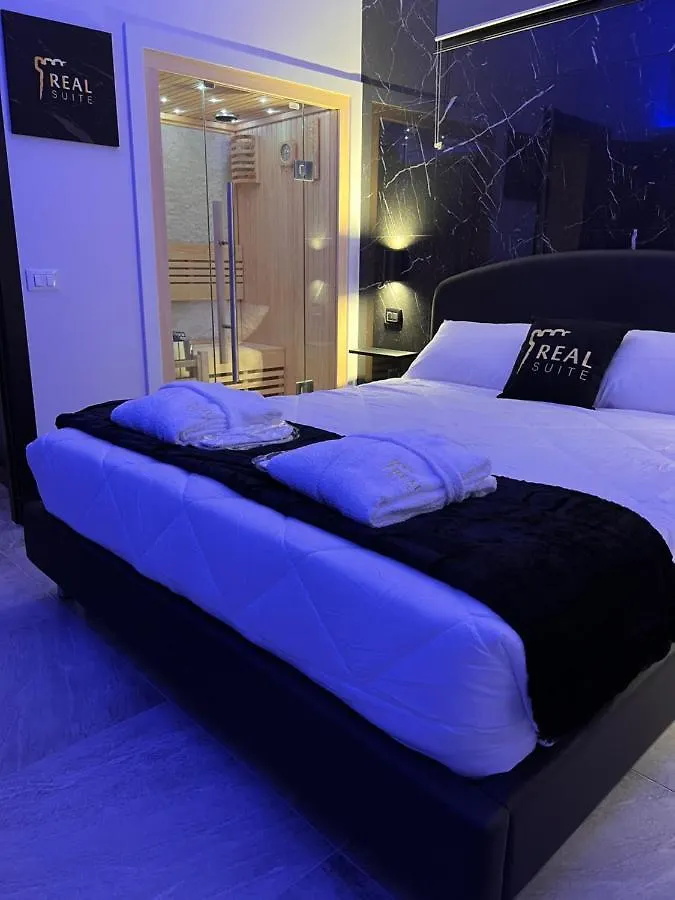 Real Suite Spa Palermo Guest house