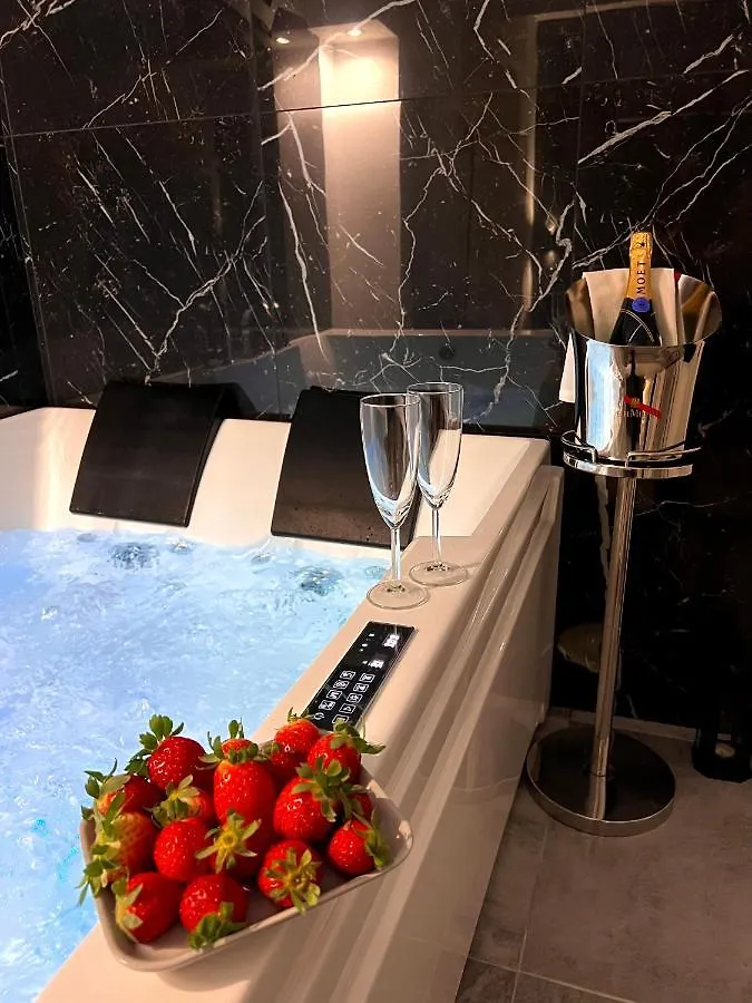 Guest house Real Suite Spa Palermo